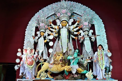 દુર્ગા પૂજા પંડાલ: ભારતના પ્રસિદ્ધ પંડાલ અને દર્શન માર્ગદર્શિકા