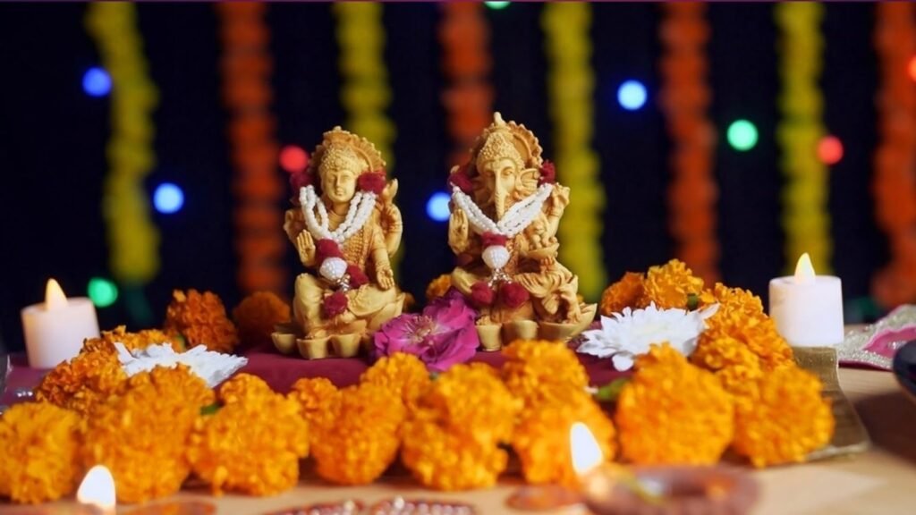 દિવાળીએ ઘરે લક્ષ્મી પૂજા વિધિ કેવી રીતે કરવી