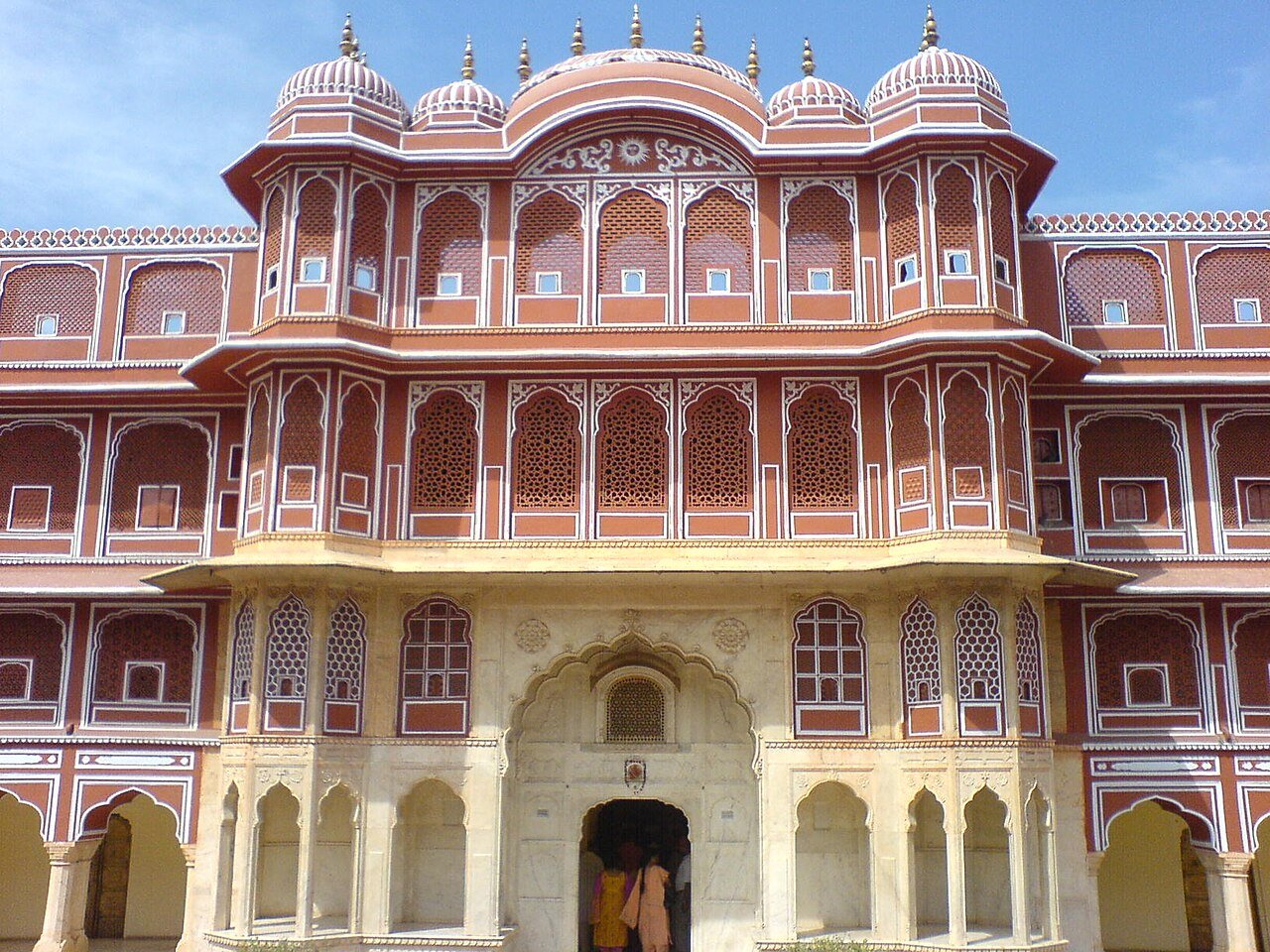 A façade in the City Palace complex in Jaipur