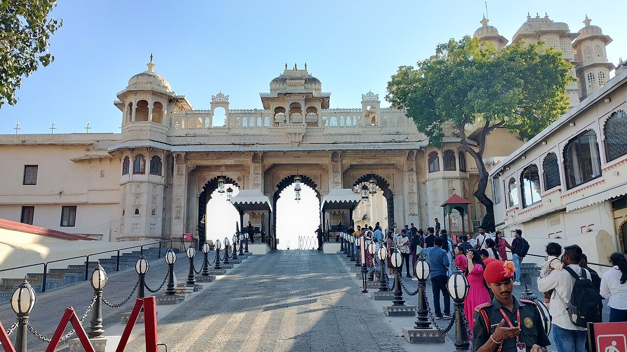 Triple-arched entrance of the City Palace in Udaipur