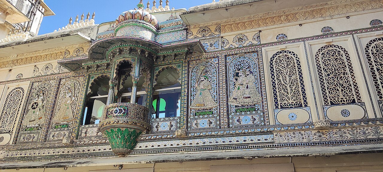 Mosaic peacock balcony in the Mor Chowk courtyard