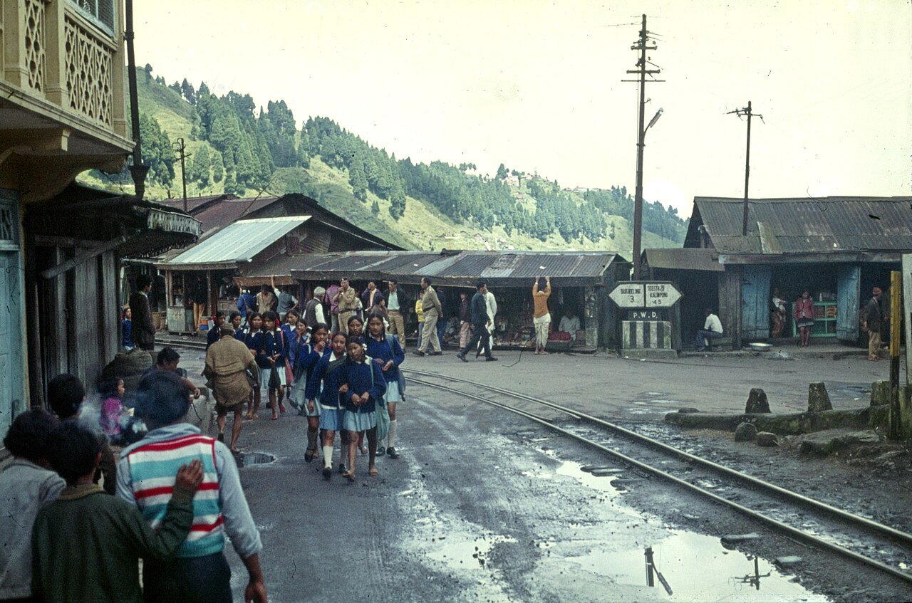 A train on the Darjeeling Himalayan Railway in a 1976 photograph