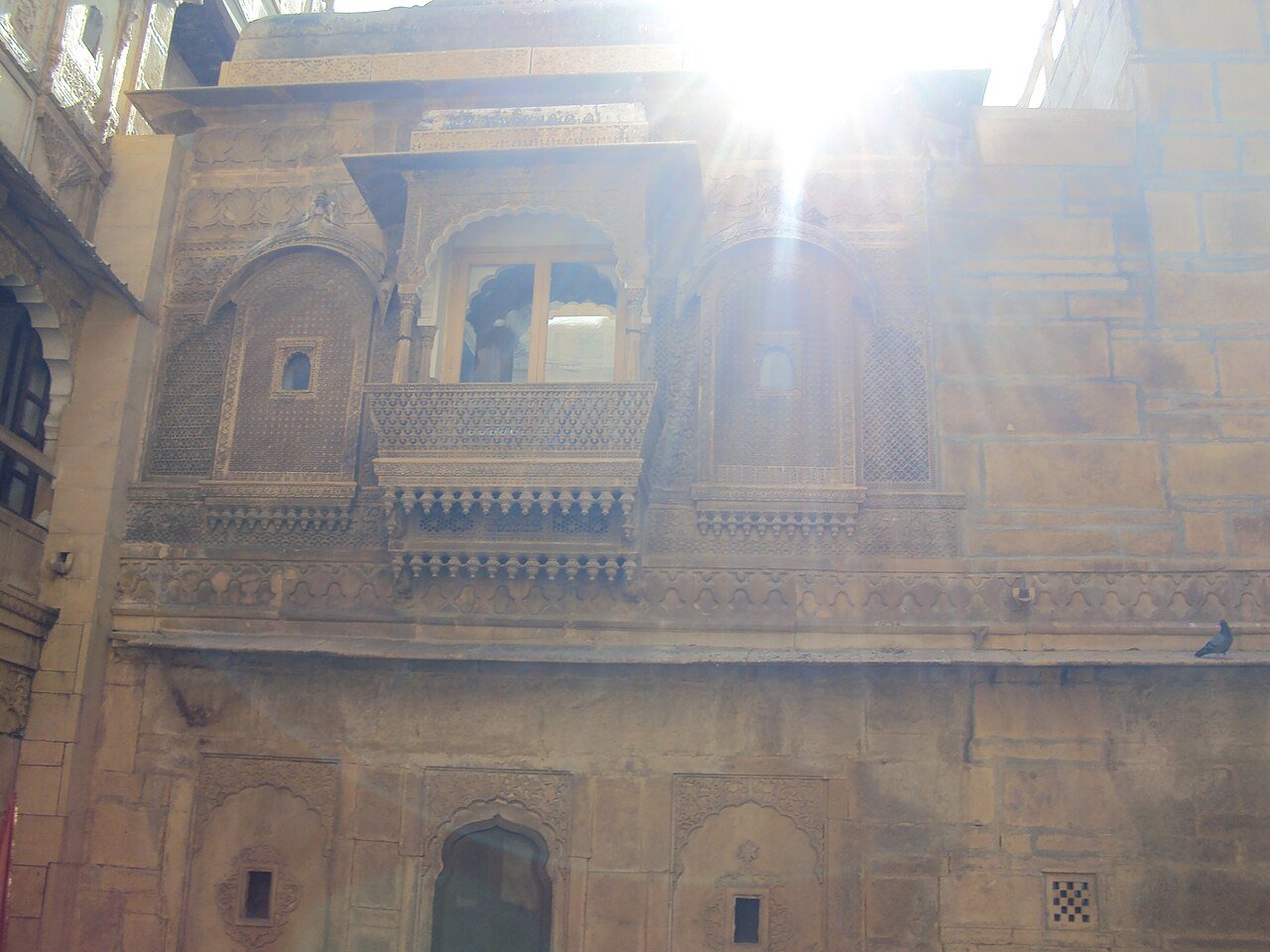 Carved jharokha balcony window in Jaisalmer Fort